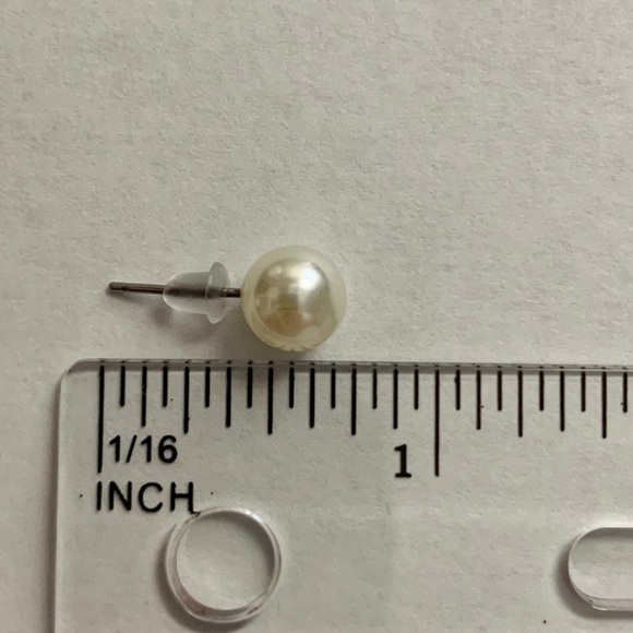 Pearl Stud Earrings - Picture 5 of 5